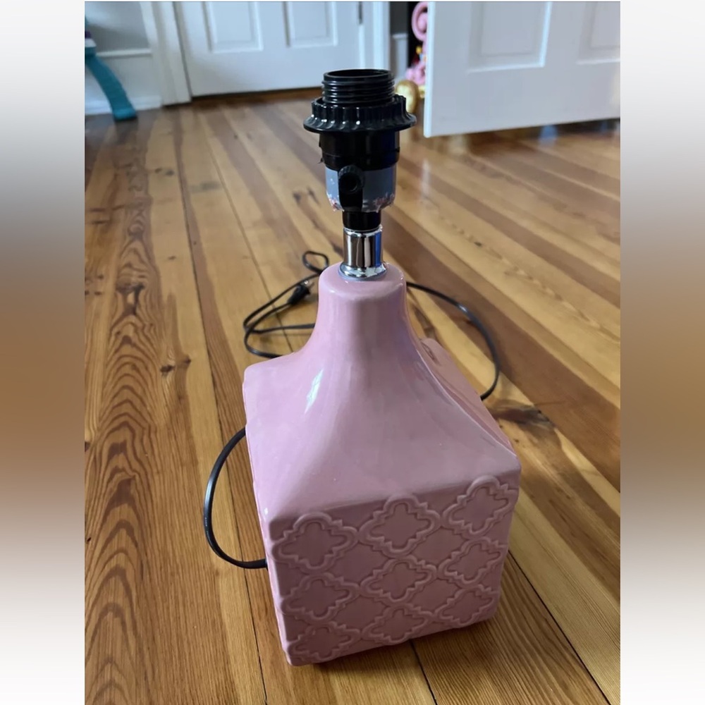 Pink lamp base